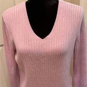 Cherokee light weight sweater, size L